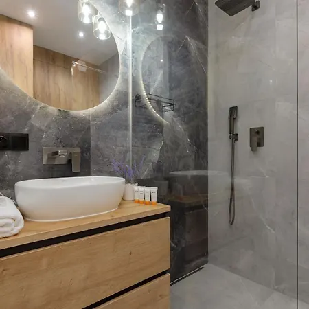 Mokotow Business Centre Domaniewska With Balcony By Renters Appartement Varsovie